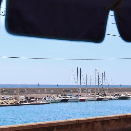 Acqua Di Mare Acomodação com café da manhã Bordighera Exterior foto