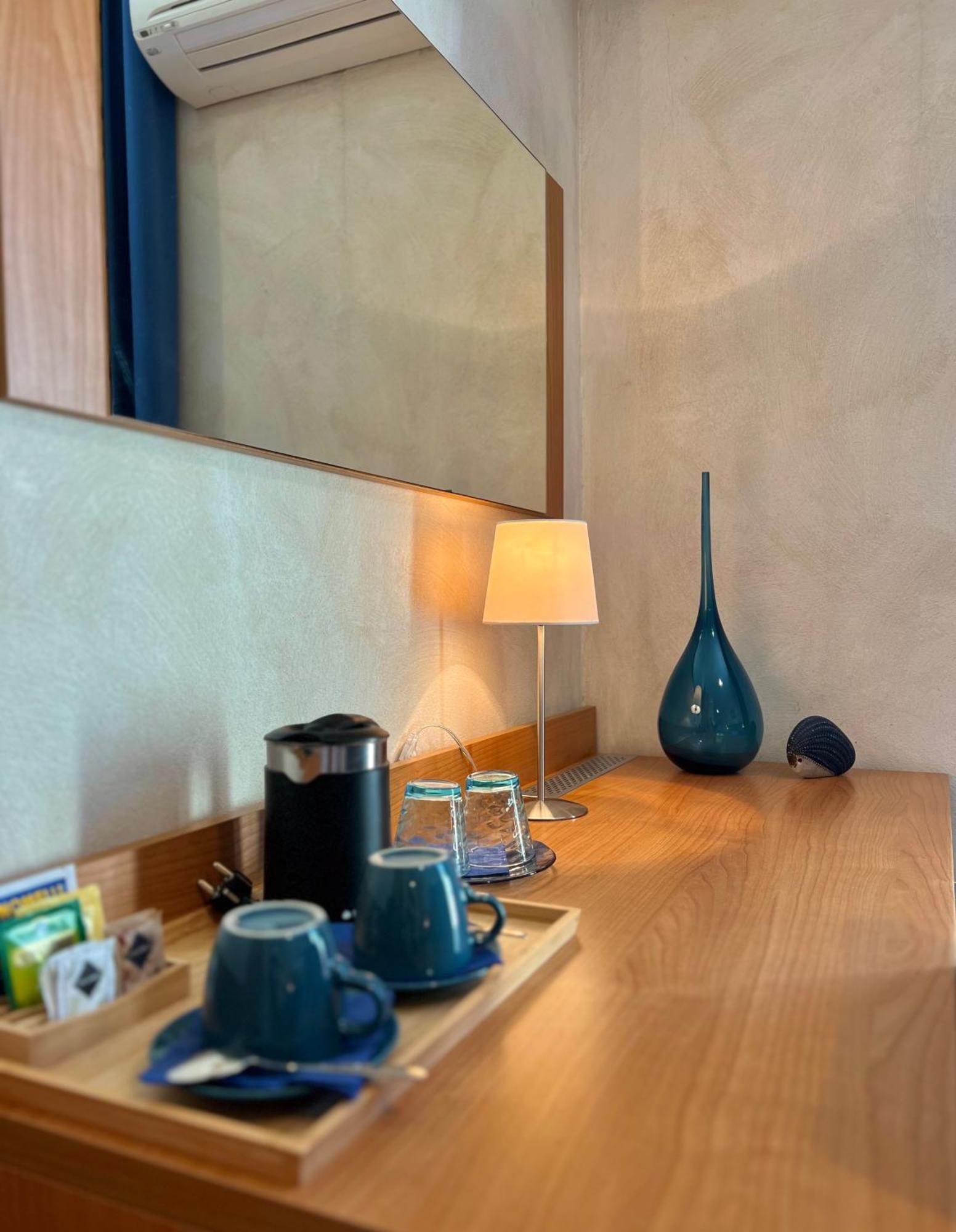 Acqua Di Mare Acomodação com café da manhã Bordighera Exterior foto